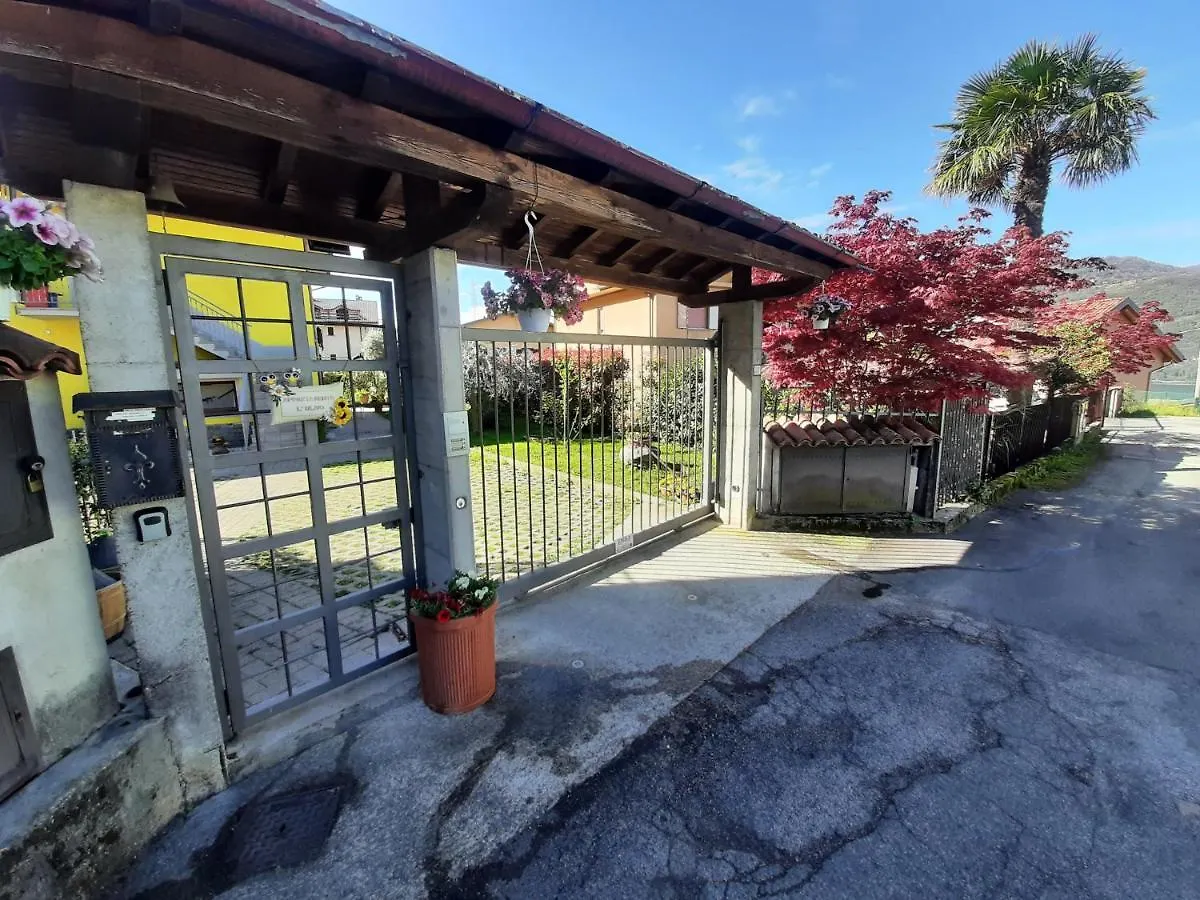 Apartment L'Ulivo Lake View Private Road 5 Kilometers From Varenna Lierna