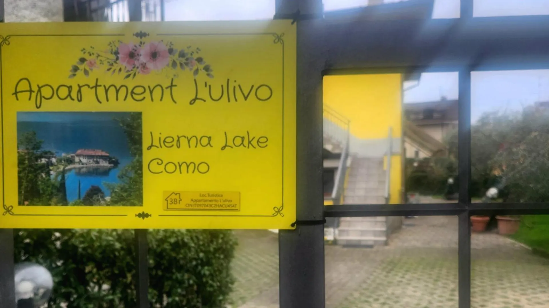 Apartment L'Ulivo Lake View Private Road 5 Kilometers From Varenna Lierna