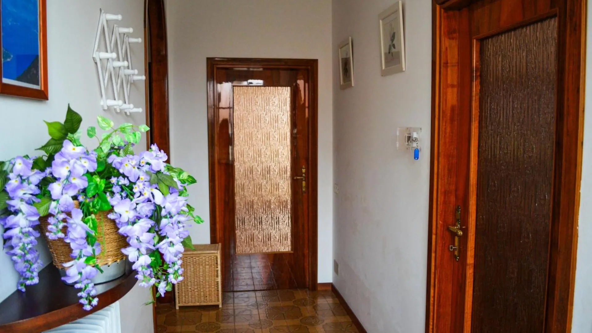 Apartment L'Ulivo Lake View Private Road 5 Kilometers From Varenna Lierna