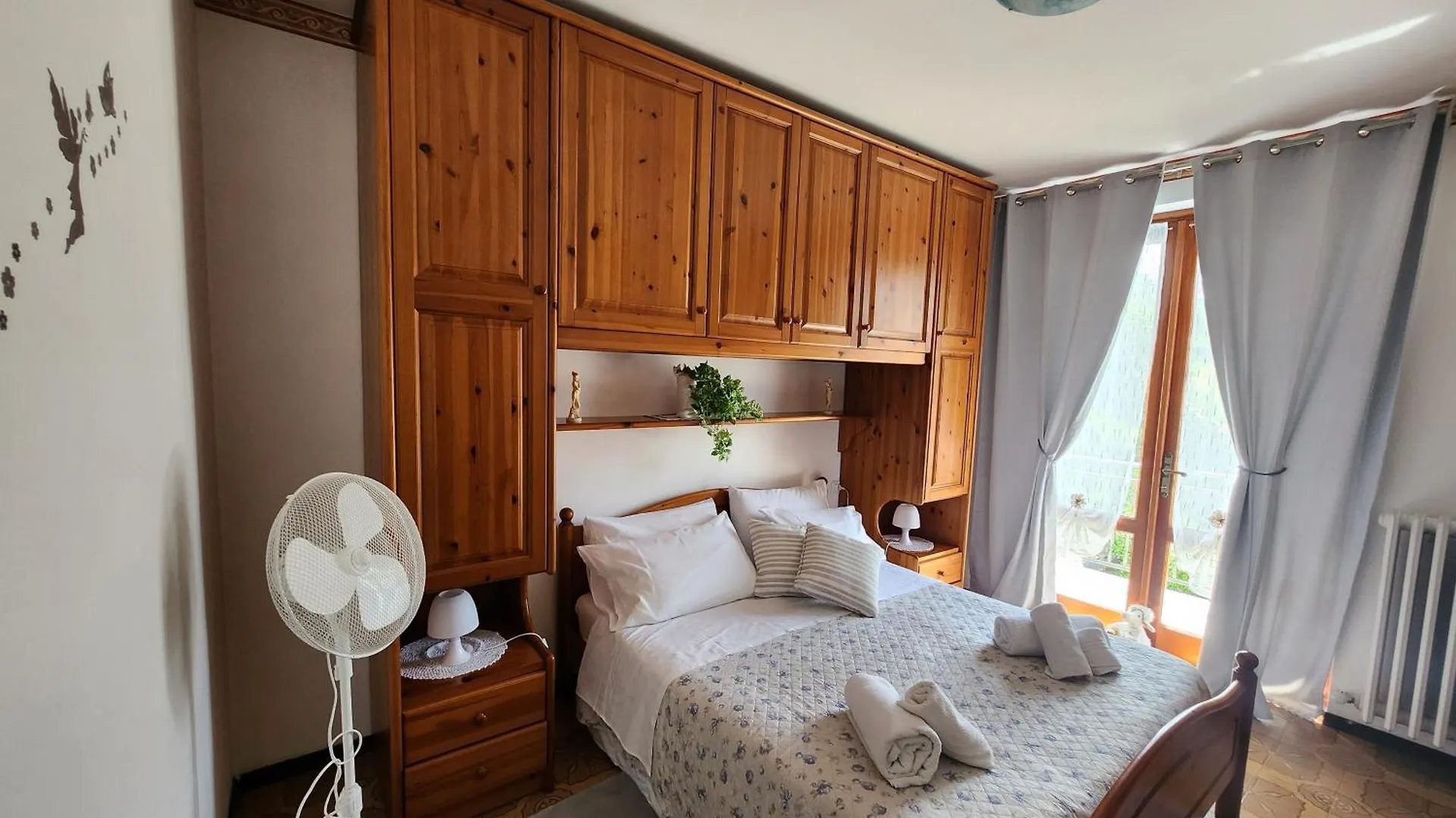 Apartment L'Ulivo Lake View Private Road 5 Kilometers From Varenna Lierna