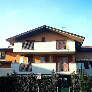Casa In Mansarda Con Terrazza Caronno Pertusella
