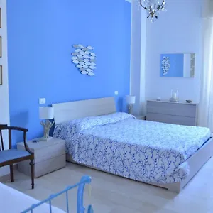 una-finestra-sul-mare-laigueglia.hotelitalianriviera.com/